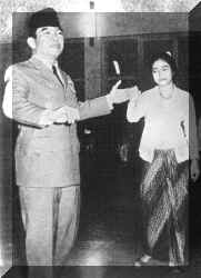 megawati_sukarno.jpg (160449 bytes)